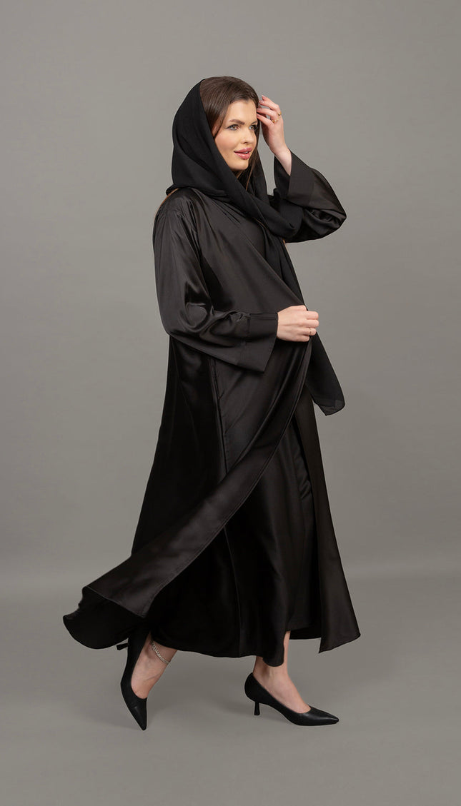 عباية قفطان ستان سوداء فاخرة 