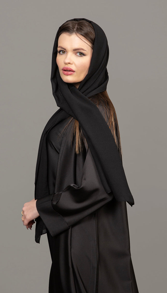 عباية قفطان ستان سوداء فاخرة 